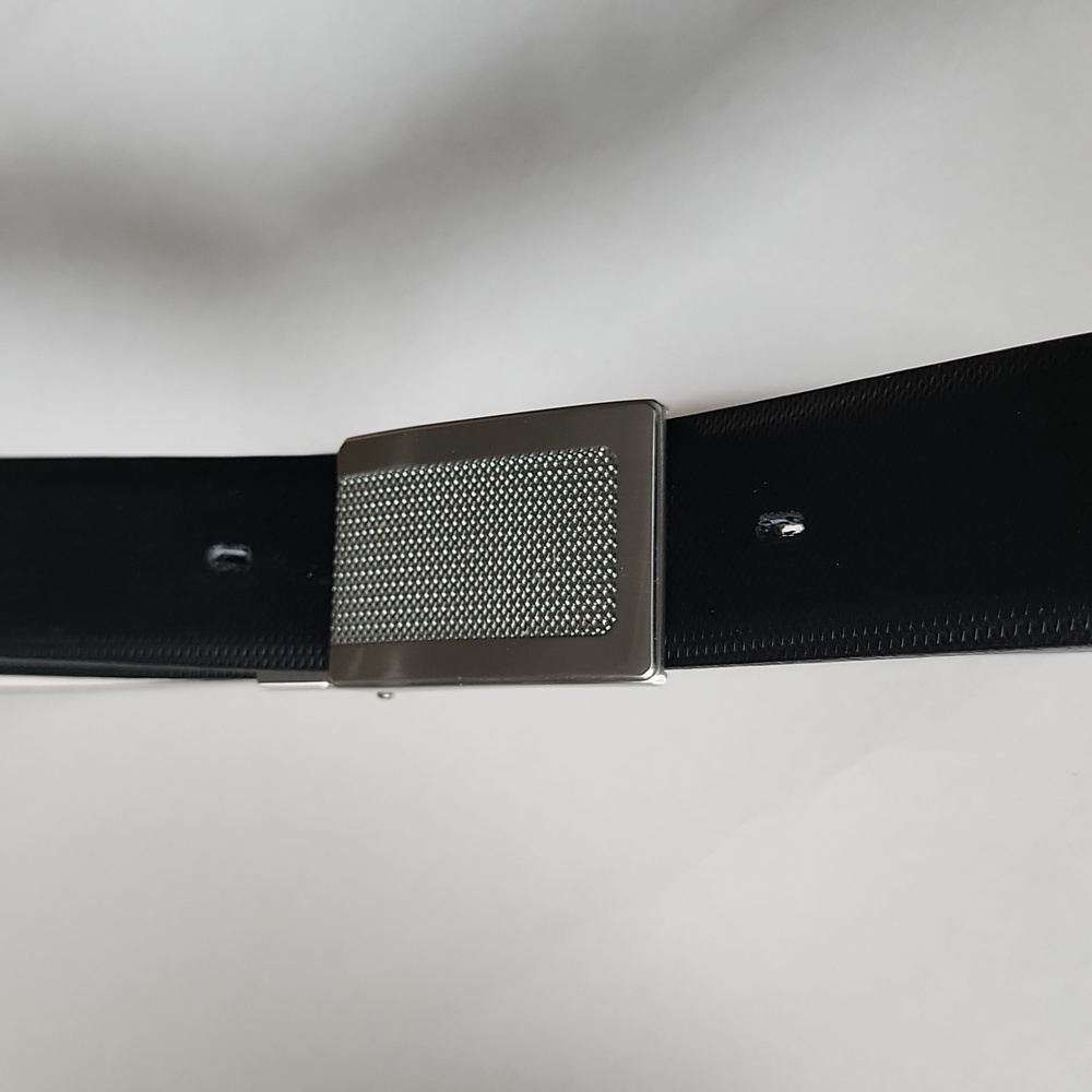 🇨🇦***Reversible Black and White Unisex Belt / Made in Canada